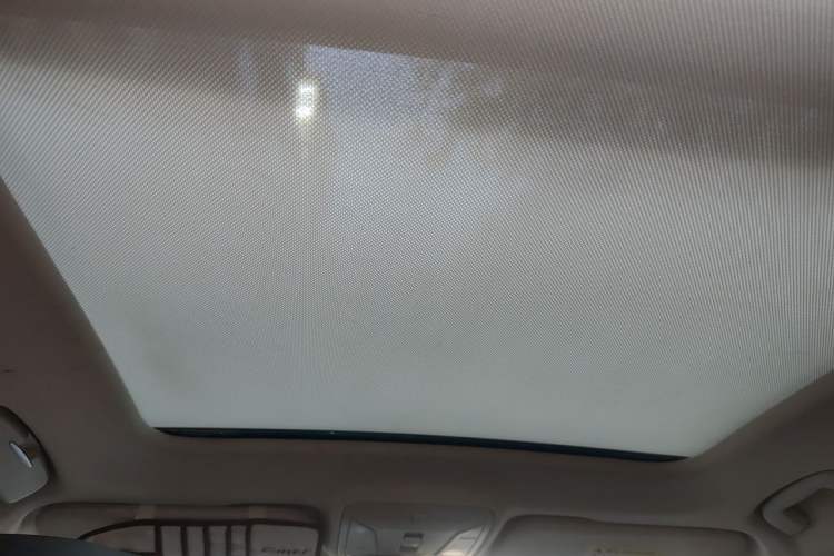 Used Hongqi HS5 2019 2.0T Smart Connect Flagship All-Wheel-Drive Version Headliner