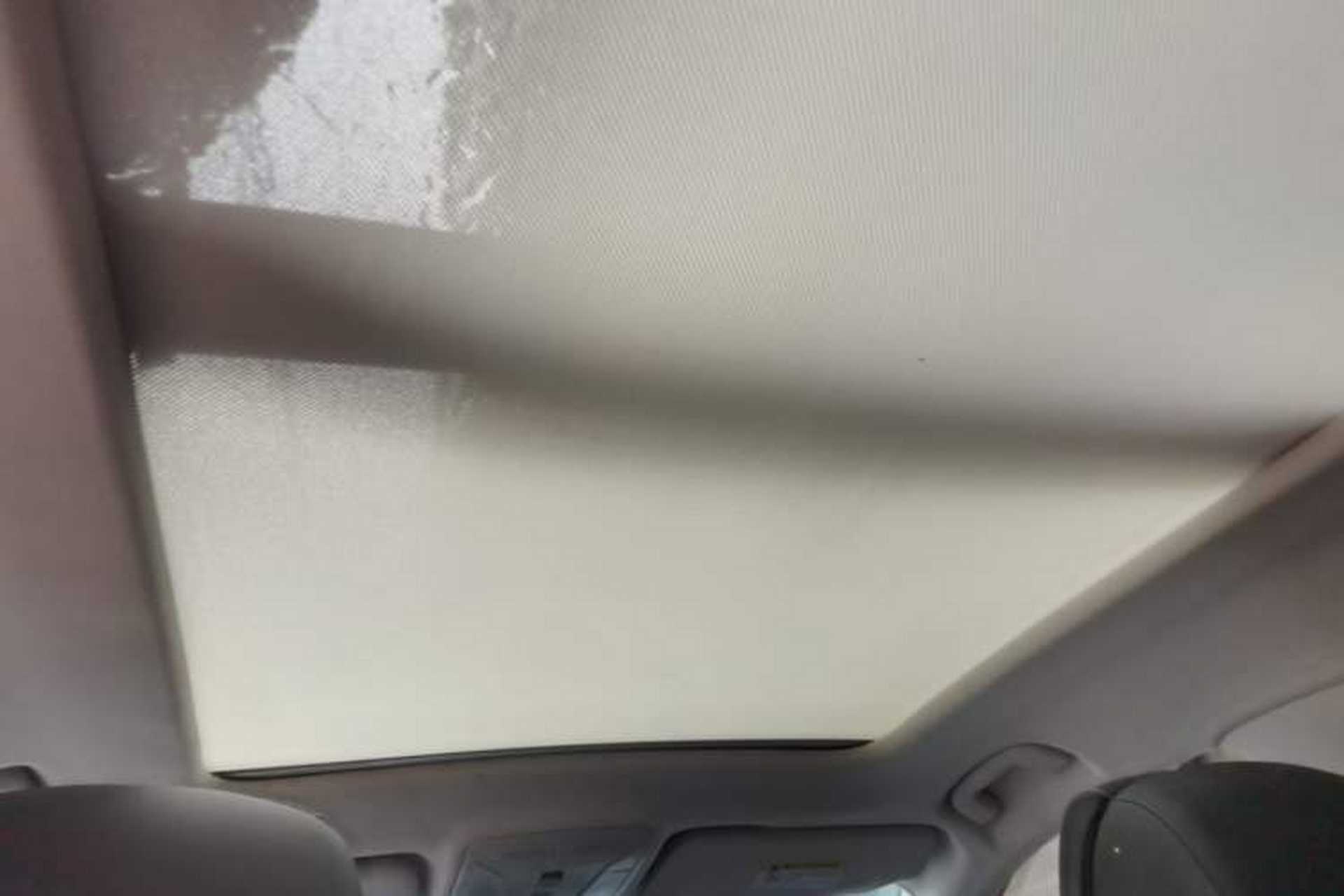 Used Hongqi HS5 2019 2.0T Smart Connect Flagship All-Wheel-Drive Version Headliner