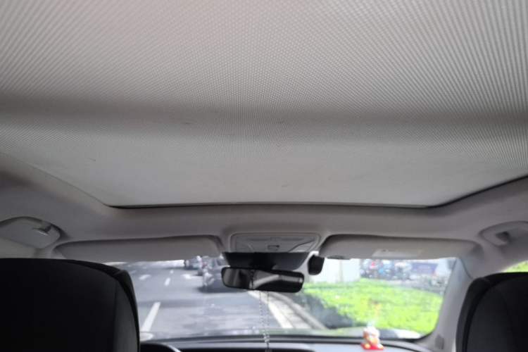 Used Hongqi HS5 2019 2.0T Smart Connect Flagship All-Wheel-Drive Version Headliner