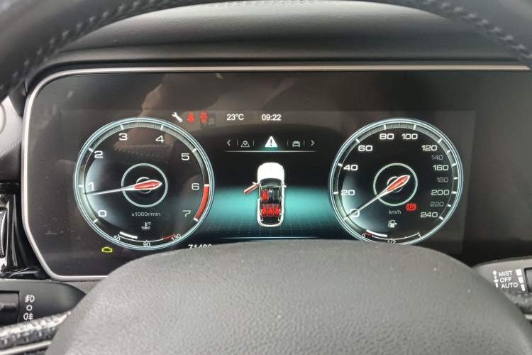 Used Hongqi HS5 2019 2.0T Smart Connect Flagship All-Wheel-Drive Version Instrument Cluster