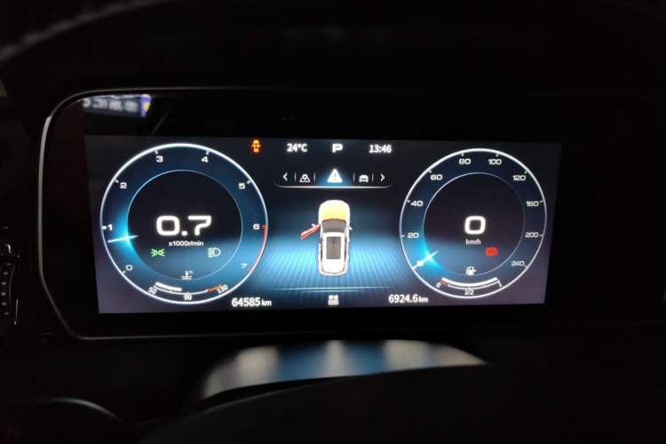Used Hongqi HS5 2019 2.0T Smart Connect Flagship Edition Instrument Cluster