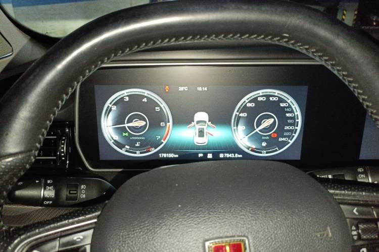 Used Hongqi HS5 2019 2.0T Smart Connect Flagship All-Wheel-Drive Version Instrument Cluster