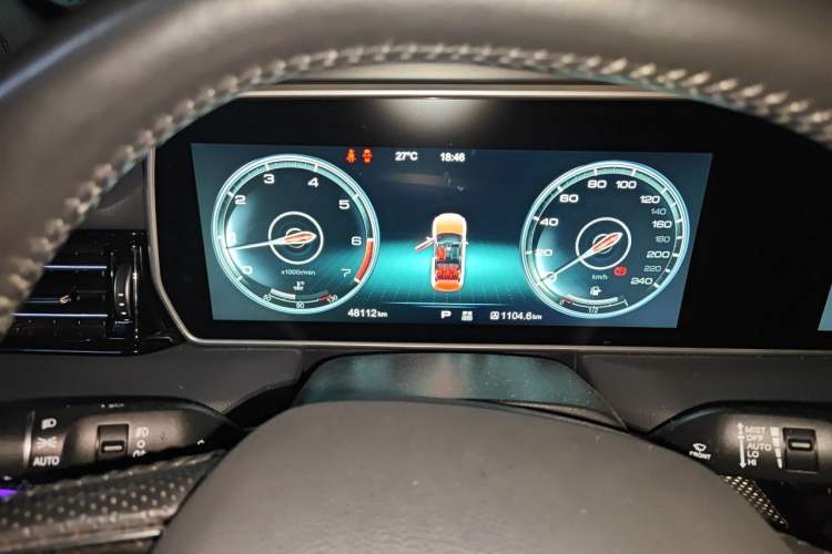 Used Hongqi HS5 2019 2.0T Smart Connect Flagship Edition Instrument Cluster