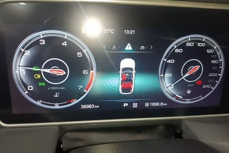Used Hongqi HS5 2019 2.0T Smart Connect Flagship All-Wheel-Drive Version Instrument Cluster