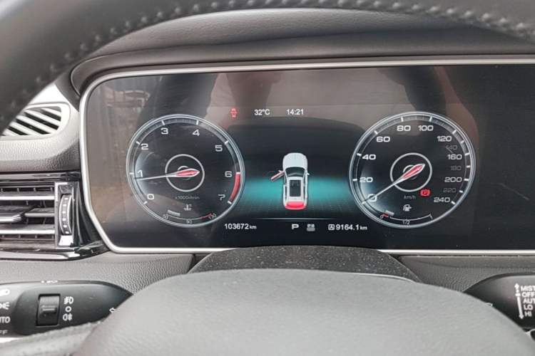 Used Hongqi HS5 2019 2.0T Smart Connect Flagship Edition Instrument Cluster