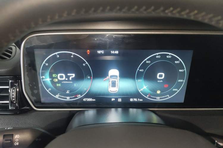 Used Hongqi HS5 2019 2.0T Smart Connect Flagship Edition Instrument Cluster