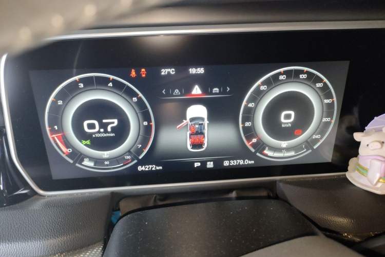 Used Hongqi HS5 2019 2.0T Smart Connect Flagship Edition Instrument Cluster