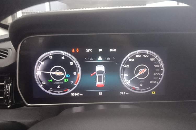 Used Hongqi HS5 2019 2.0T Smart Connect Flagship All-Wheel-Drive Version Instrument Cluster