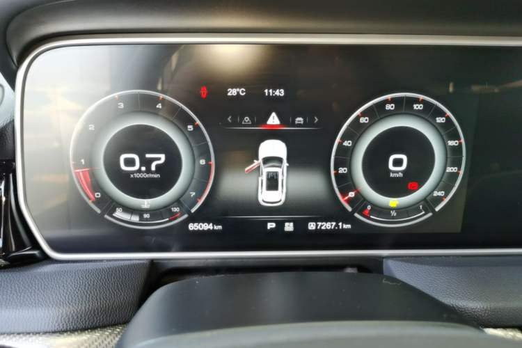 Used Hongqi HS5 2019 2.0T Smart Connect Flagship All-Wheel-Drive Version Instrument Cluster