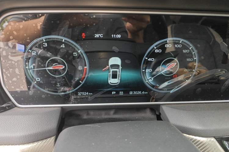 Used Hongqi HS5 2019 2.0T Smart Connect Flagship Edition Instrument Cluster