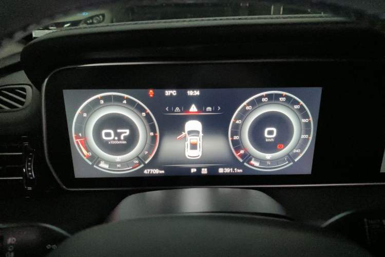 Used Hongqi HS5 2019 2.0T Smart Connect Flagship Edition Instrument Cluster