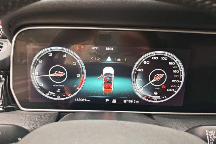 Used Hongqi HS5 2019 2.0T Smart Connect Flagship All-Wheel-Drive Version Instrument Cluster