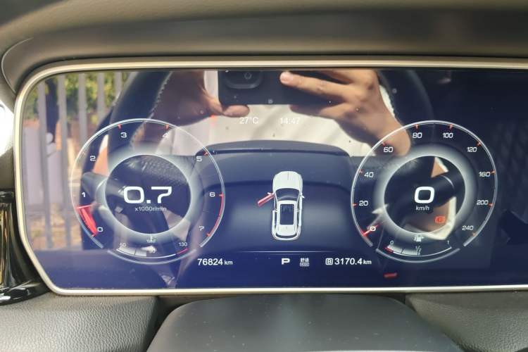 Used Hongqi HS5 2019 2.0T Smart Connect Flagship Edition Instrument Cluster