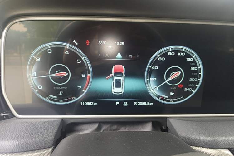 Used Hongqi HS5 2019 2.0T Smart Connect Flagship Edition Instrument Cluster