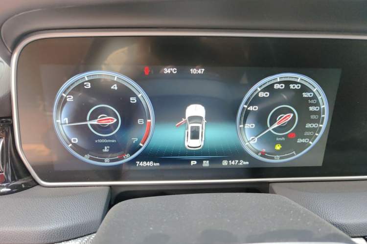 Used Hongqi HS5 2019 2.0T Smart Connect Flagship All-Wheel-Drive Version Instrument Cluster