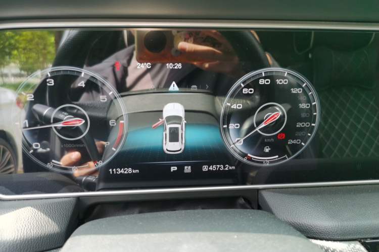 Used Hongqi HS5 2019 2.0T Smart Connect Flagship All-Wheel-Drive Version Instrument Cluster