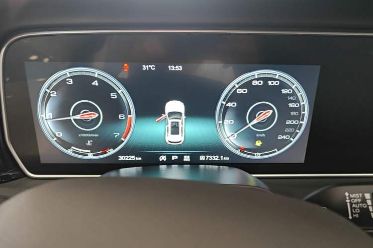 Used Hongqi HS5 2019 2.0T Smart Connect Flagship Edition Instrument Cluster