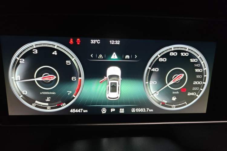 Used Hongqi HS5 2019 2.0T Smart Connect Flagship Edition Instrument Cluster