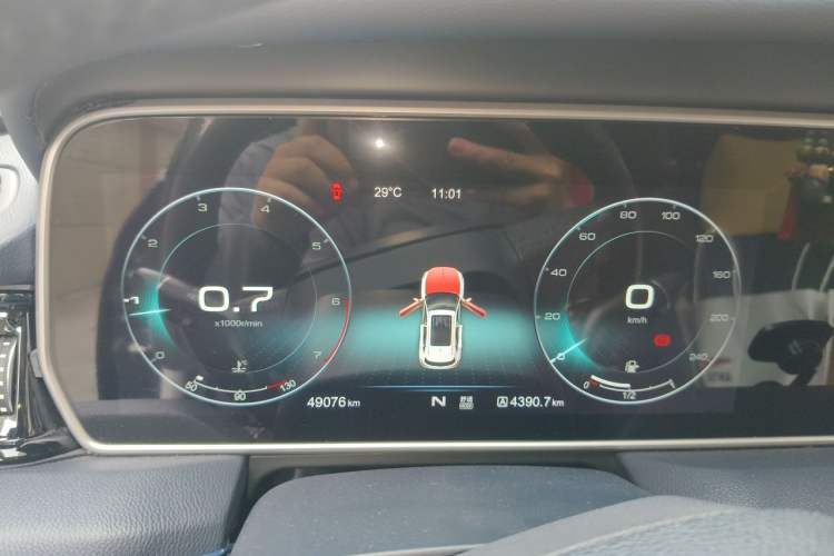 Used Hongqi HS5 2019 2.0T Smart Connect Flagship Edition Instrument Cluster