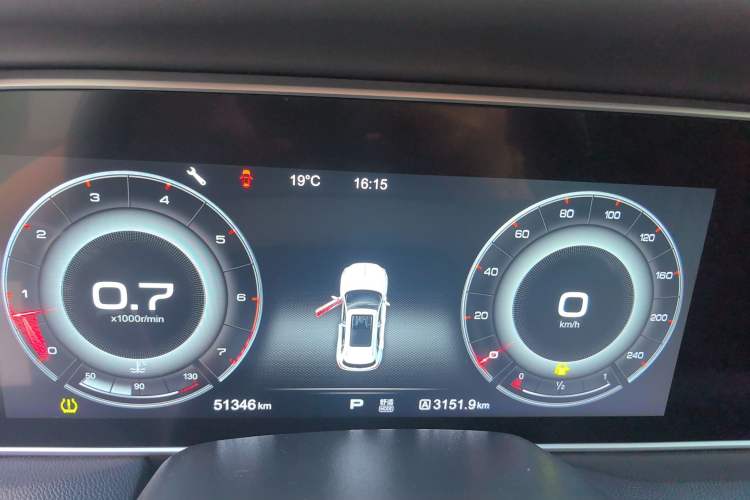 Used Hongqi HS5 2019 2.0T Smart Connect Flagship All-Wheel-Drive Version Instrument Cluster