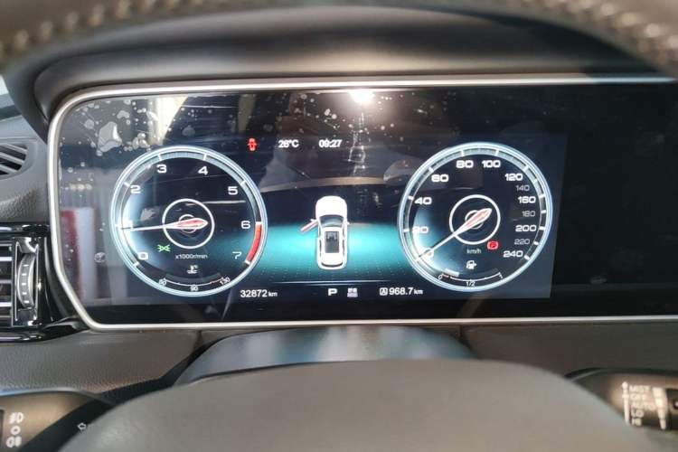 Used Hongqi HS5 2019 2.0T Smart Connect Flagship Edition Instrument Cluster