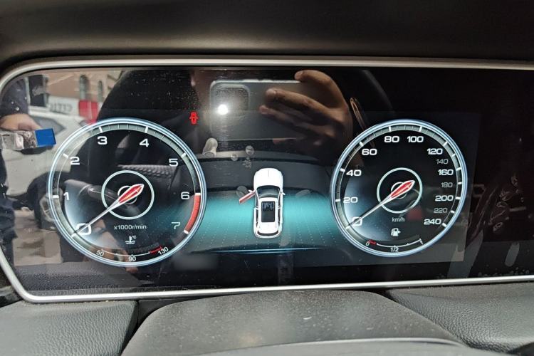 Used Hongqi HS5 2019 2.0T Smart Connect Flagship All-Wheel-Drive Version Instrument Cluster