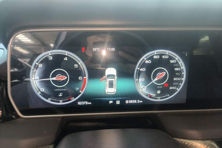 Used Hongqi HS5 2019 2.0T Smart Connect Flagship Edition Instrument Cluster