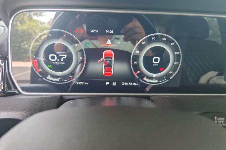 Used Hongqi HS5 2019 2.0T Smart Connect Flagship Edition Instrument Cluster