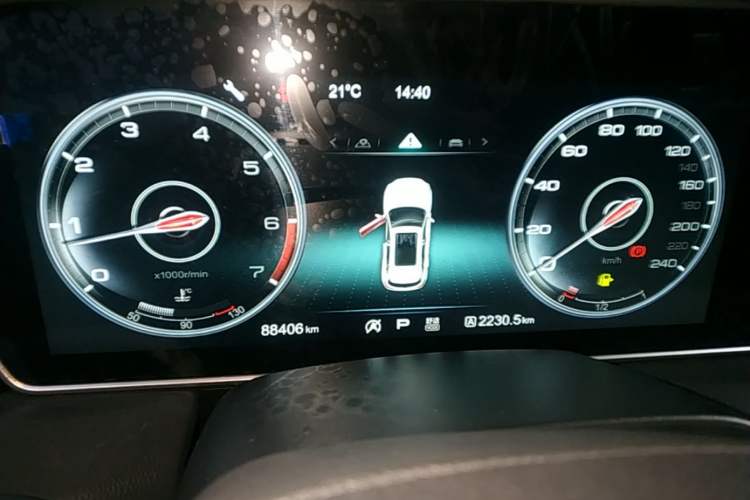 Used Hongqi HS5 2019 2.0T Smart Connect Flagship Edition Instrument Cluster