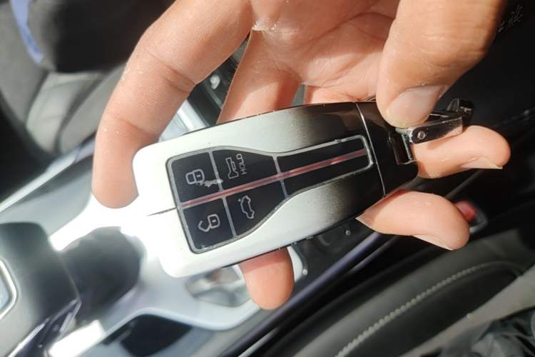Used Hongqi HS5 2019 2.0T Smart Connect Flagship Edition Interior 1