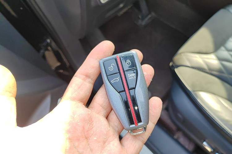 Used Hongqi HS5 2019 2.0T Smart Connect Flagship Edition Interior 1
