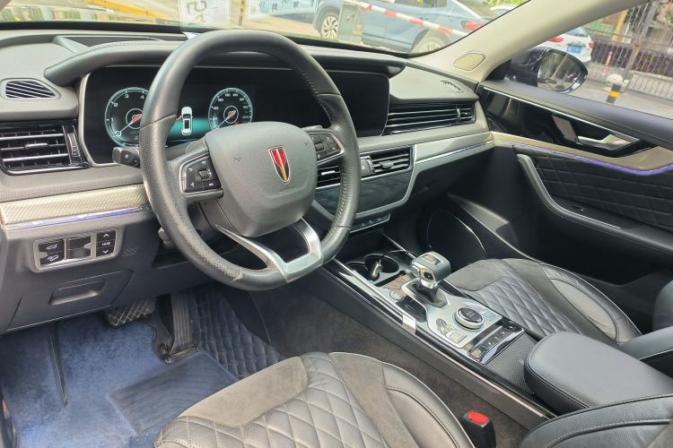Used Hongqi HS5 2019 2.0T Smart Connect Flagship Edition Interior 1