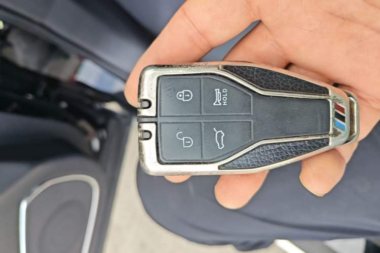 Used Hongqi HS5 2019 2.0T Smart Connect Flagship Edition Interior 1