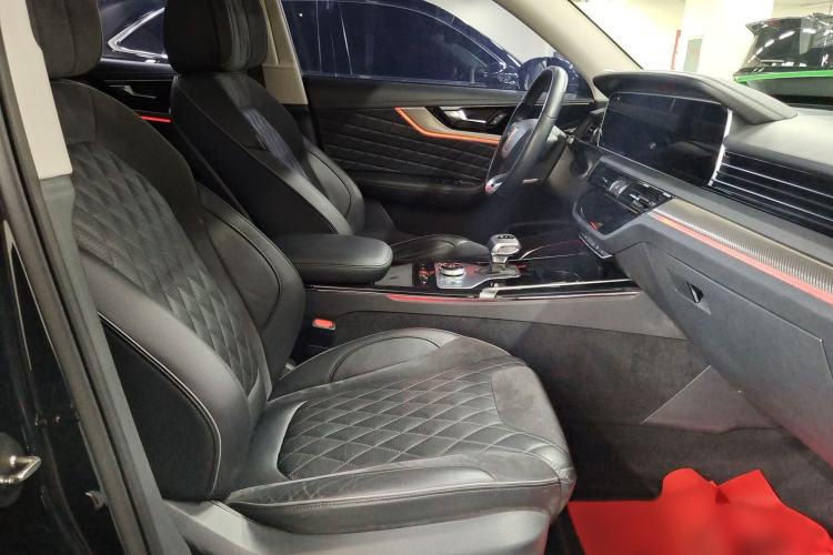Used Hongqi HS5 2019 2.0T Smart Connect Flagship Edition Interior 2