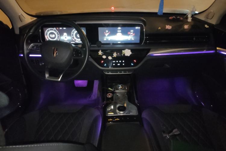 Used Hongqi HS5 2019 2.0T Smart Connect Flagship Edition Interior 2