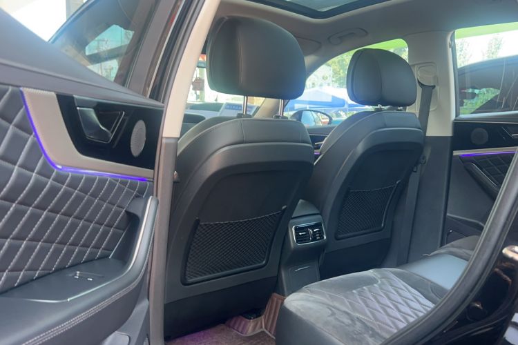 Used Hongqi HS5 2019 2.0T Smart Connect Flagship Edition Interior 2