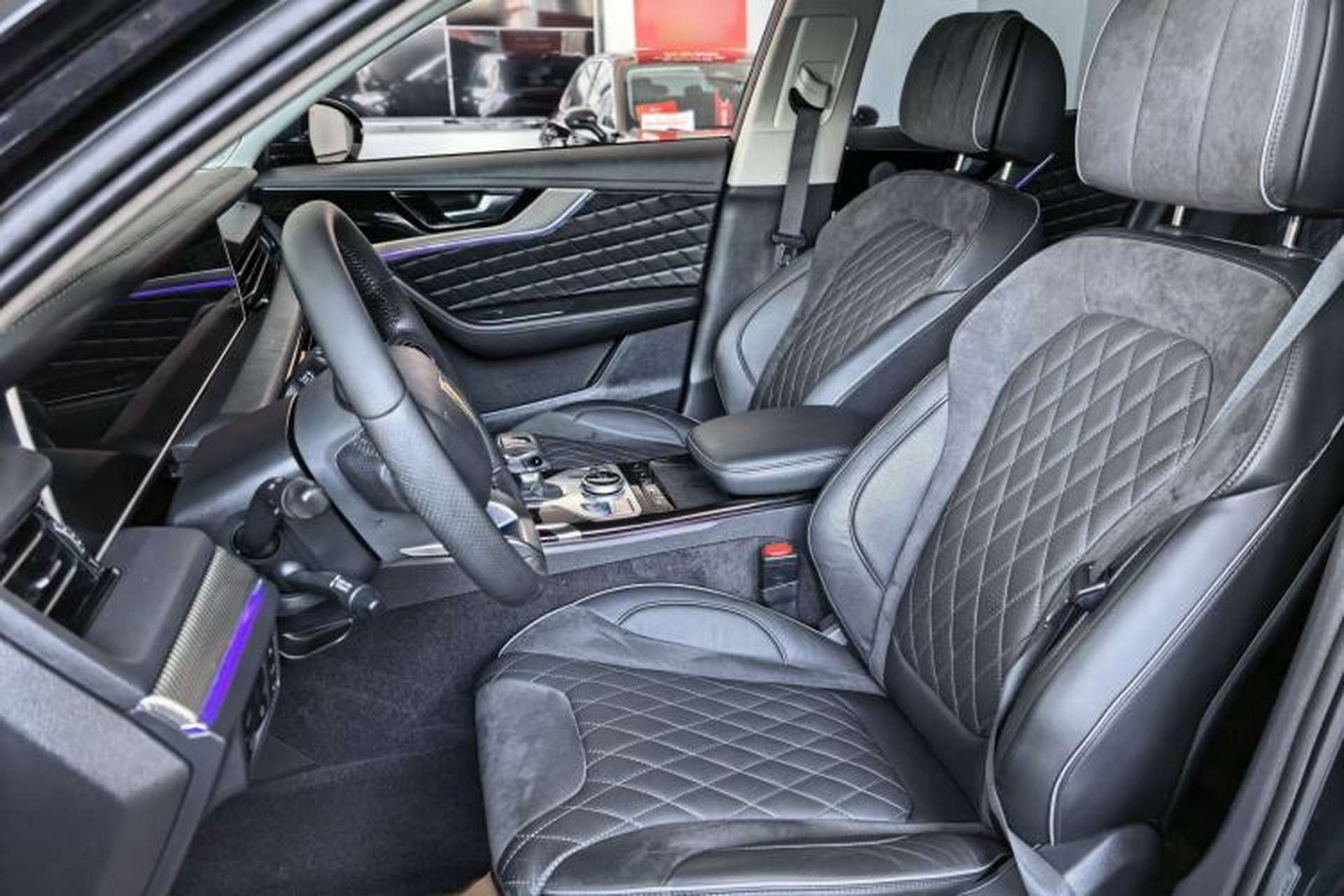 Used Hongqi HS5 2019 2.0T Smart Connect Flagship Edition Interior 3