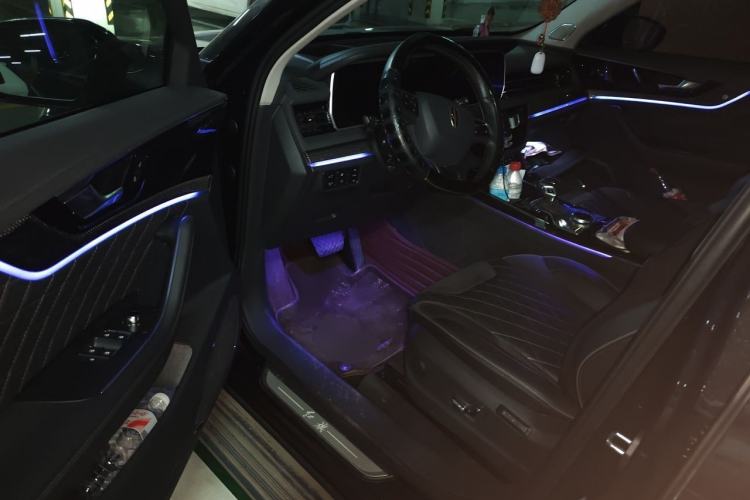 Used Hongqi HS5 2019 2.0T Smart Connect Flagship Edition Interior 3