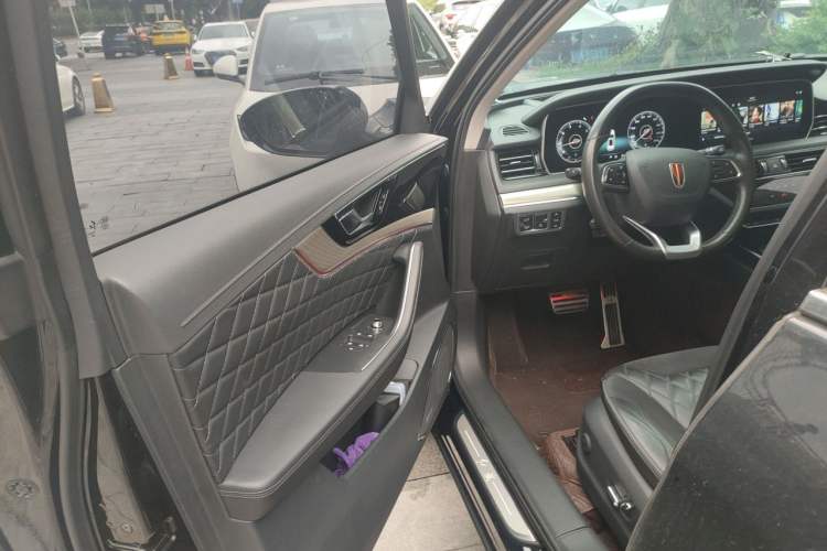 Used Hongqi HS5 2019 2.0T Smart Connect Flagship Edition Interior 3