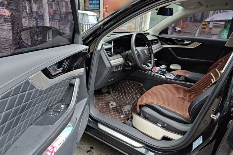 Used Hongqi HS5 2019 2.0T Smart Connect Flagship All-Wheel-Drive Version Interior 3