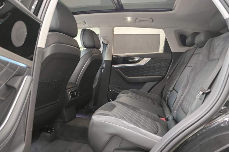 Used Hongqi HS5 2019 2.0T Smart Connect Flagship Edition Interior 4