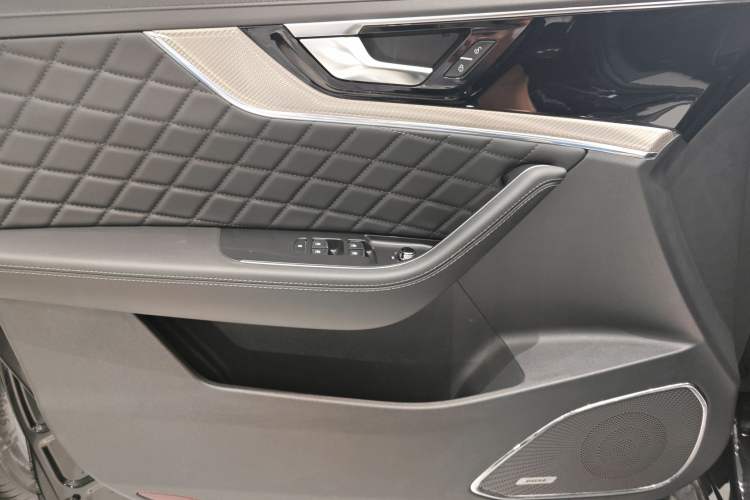 Used Hongqi HS5 2019 2.0T Smart Connect Flagship Edition Interior 5