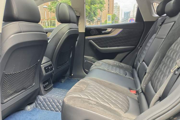 Used Hongqi HS5 2019 2.0T Smart Connect Flagship Edition Interior 5
