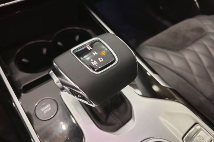 Used Hongqi HS5 2019 2.0T Smart Connect Flagship Edition Interior 7