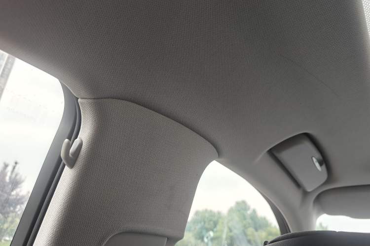Used Hongqi HS5 2019 2.0T Smart Connect Flagship Edition Interior 9