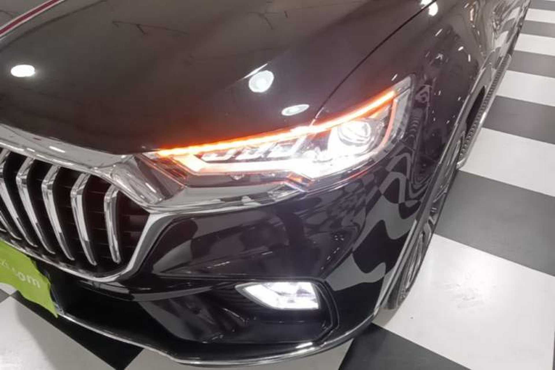 Used Hongqi HS5 2019 2.0T Smart Connect Flagship All-Wheel-Drive Version Left Front Headlight