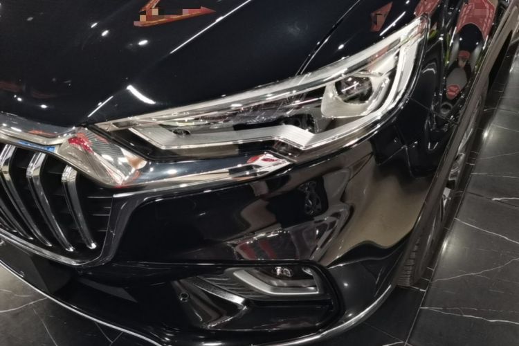 Used Hongqi HS5 2019 2.0T Smart Connect Flagship All-Wheel-Drive Version Left Front Headlight