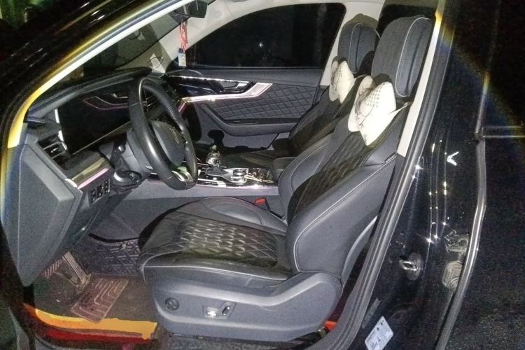 Used Hongqi HS5 2019 2.0T Smart Connect Flagship All-Wheel-Drive Version Left Front Seat
