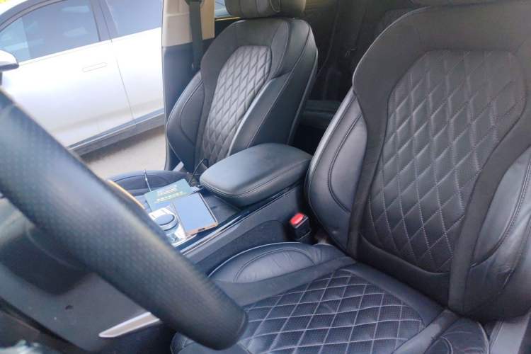 Used Hongqi HS5 2019 2.0T Smart Connect Flagship All-Wheel-Drive Version Left Front Seat