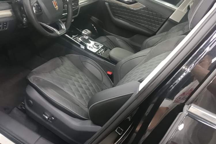 Used Hongqi HS5 2019 2.0T Smart Connect Flagship Edition Left Front Seat